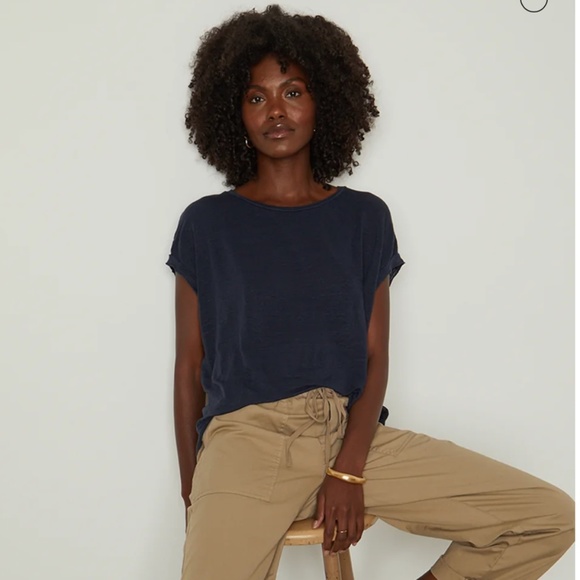 Velvet by Graham & Spencer Tops - VELVET BY GRAHAM & SPENCER Hudson Crew Neck Linen Tee in Baltic Blue, Size M